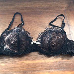 Elle Macpherson Intimates Bra